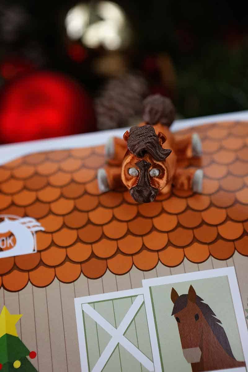 EquiHook Christmas Gift Box - Image 4